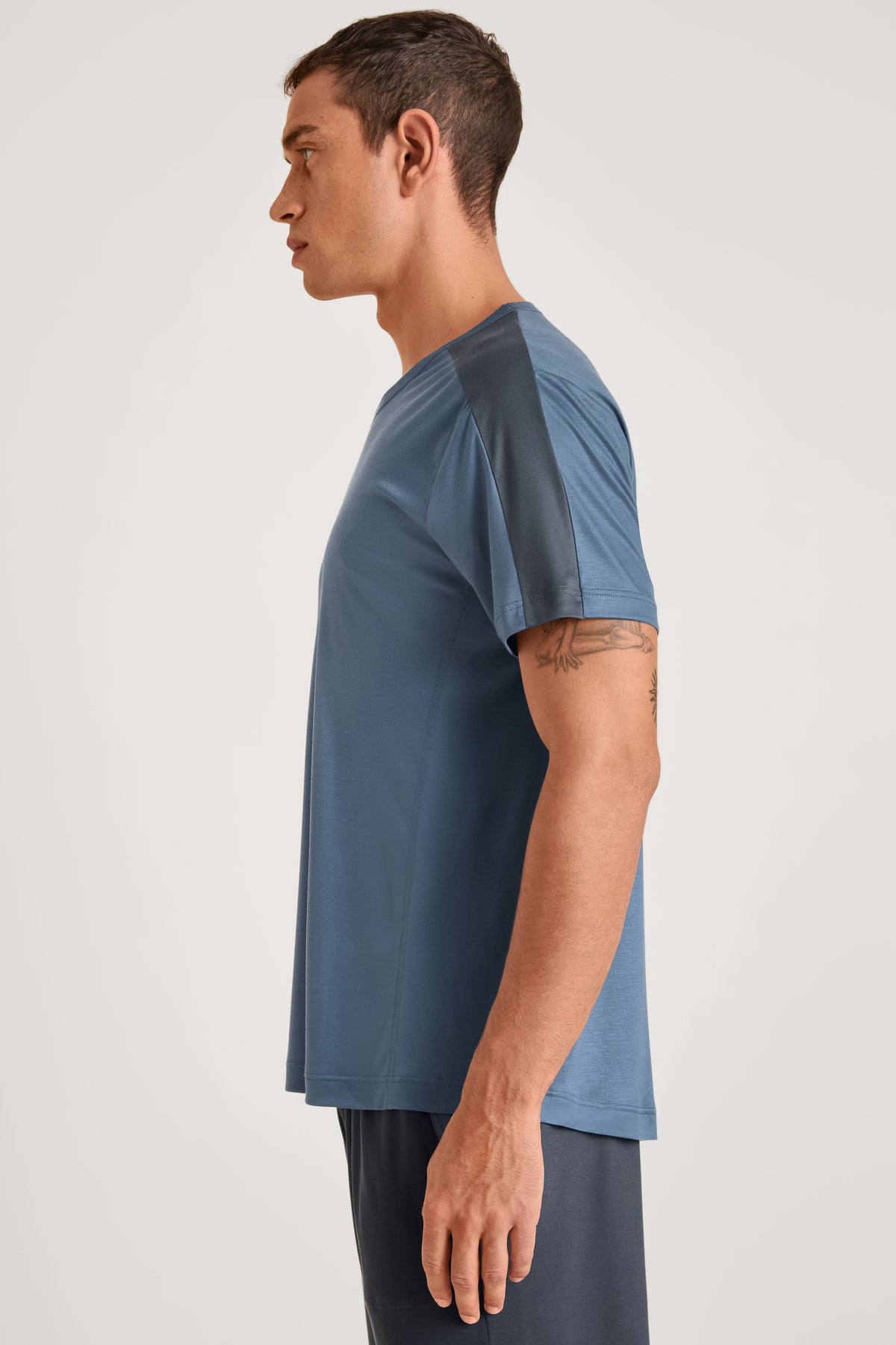 chemise à manches courtes DEEPSLEEPWEAR Cooling - indigo vintage (CALIDA 457)