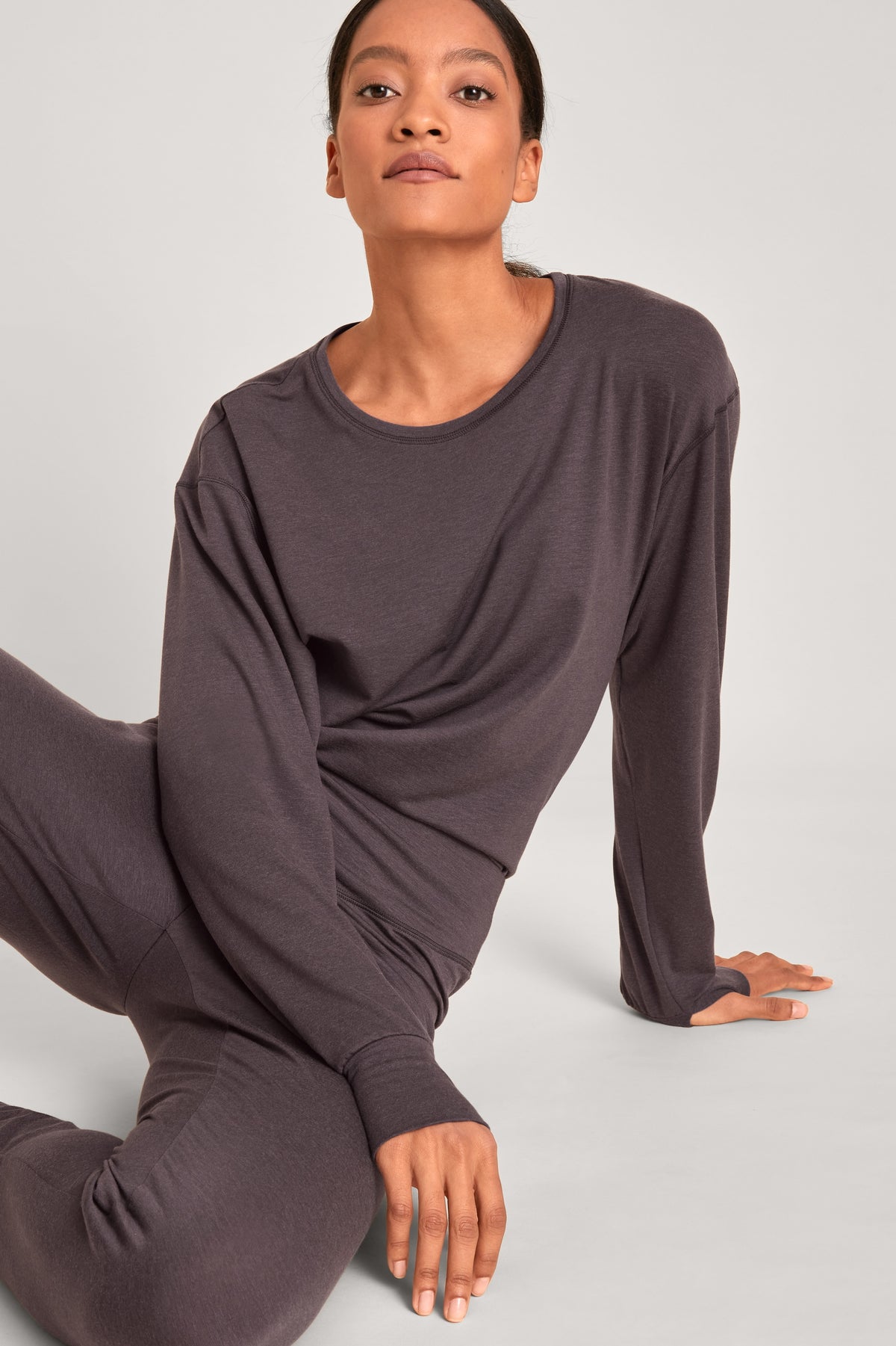 Pantaloni del pigiama con risvolti DEEPSLEEPWEAR Warming - tortora tenue (CALIDA 327)