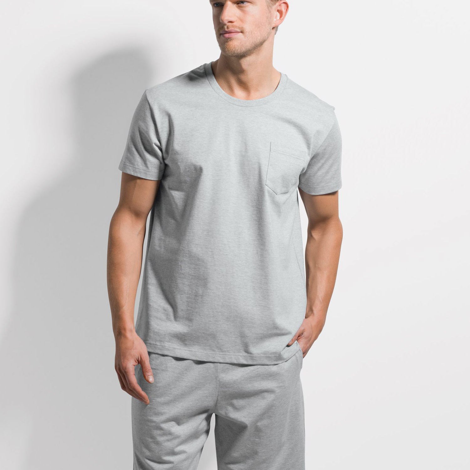 T-Shirt TIMELESS, Rundhals, mit aufgesetzter Brusttasche