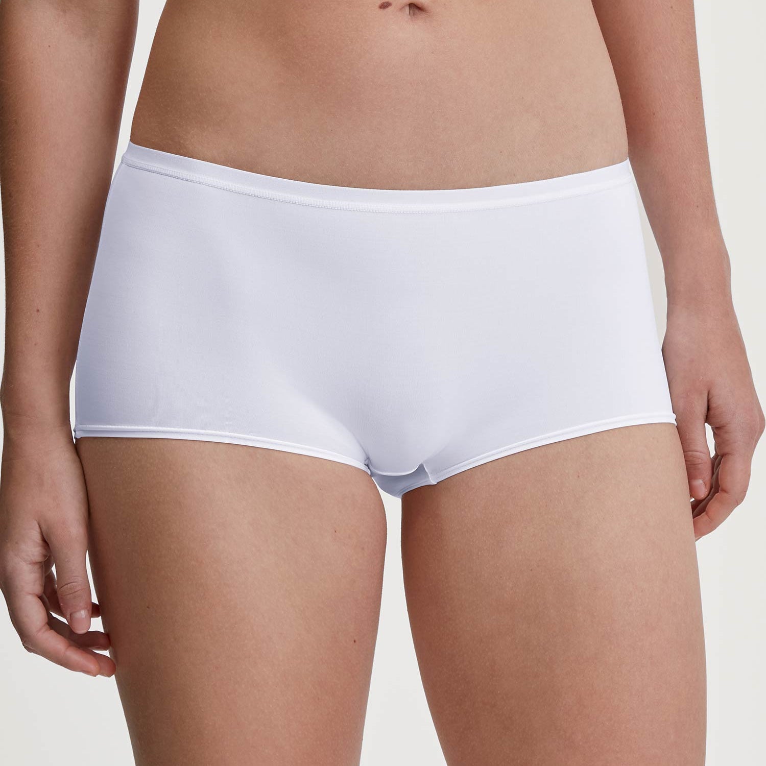 Panty SLEEK SKIN, regular cut