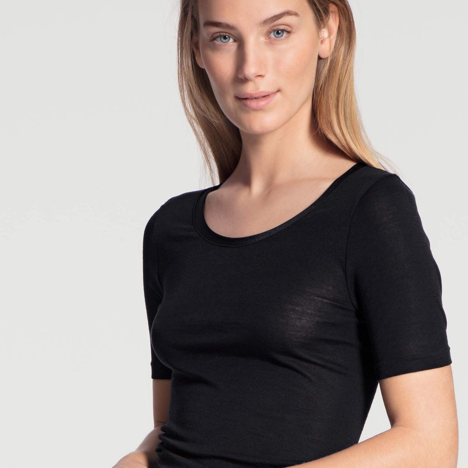 قميص بأكمام قصيرة، خط رقبة مستدير, TRUE CONFIDENCE