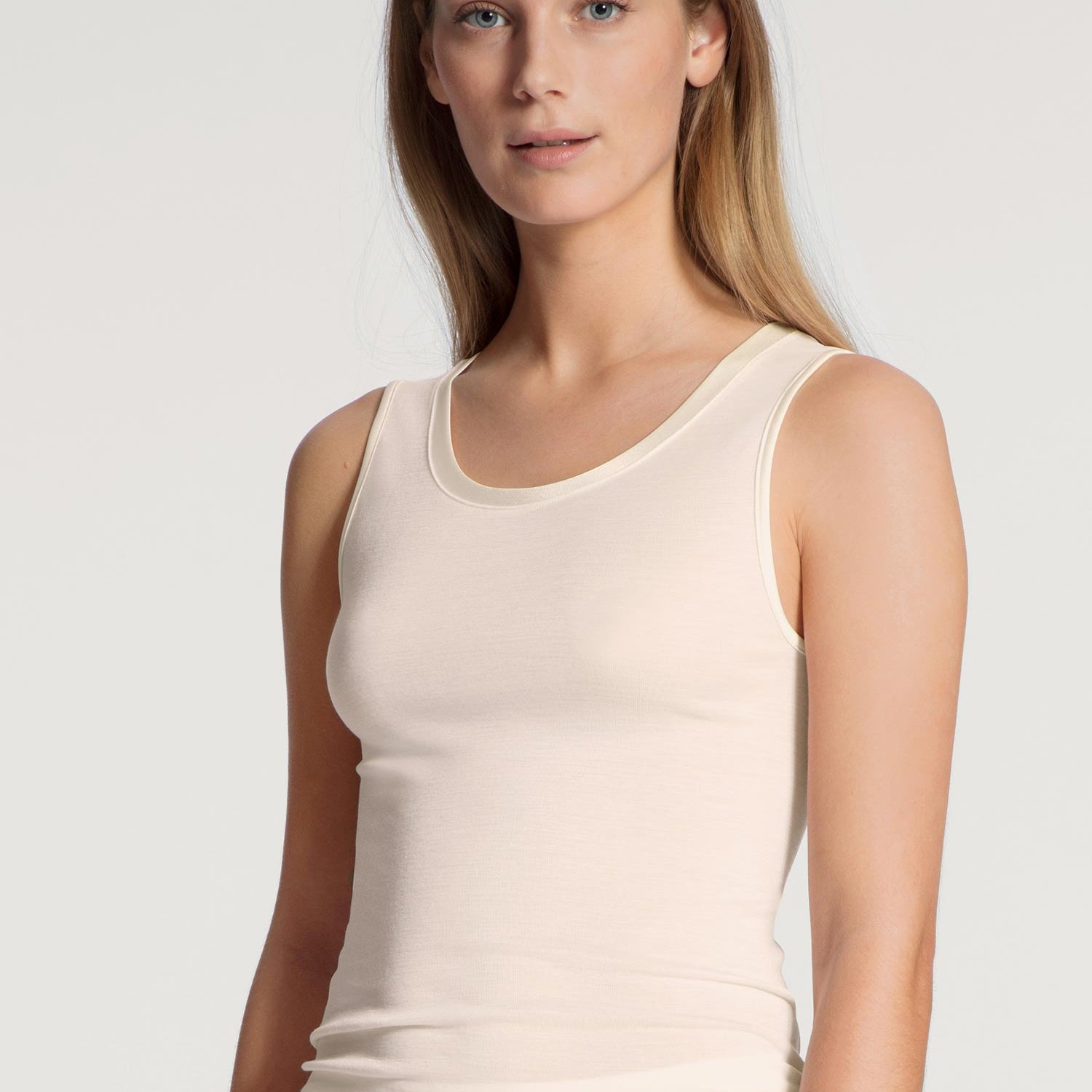 خزان-أعلى TRUE CONFIDENCE