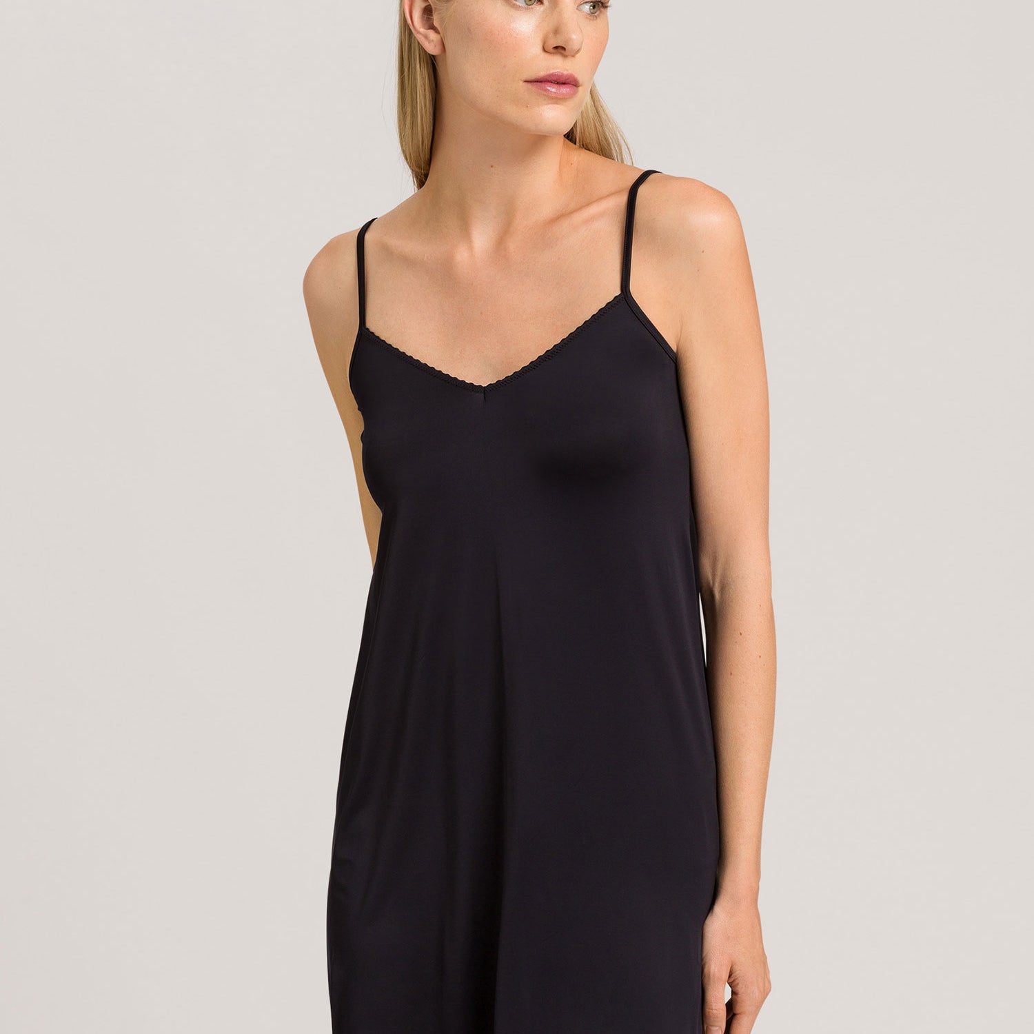 بودي دريس SATIN DELUXE