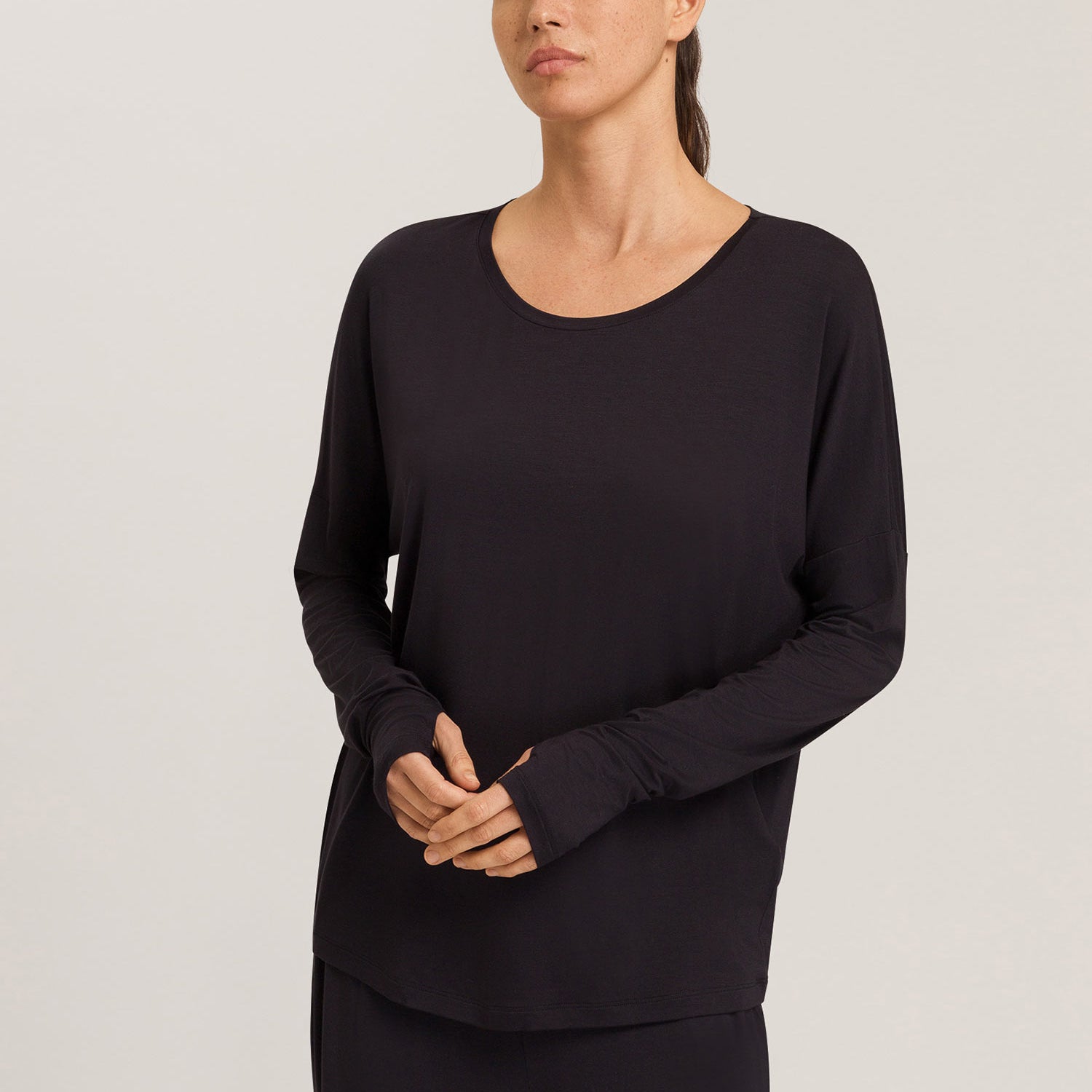 قميص بأكمام طويلة YOGA