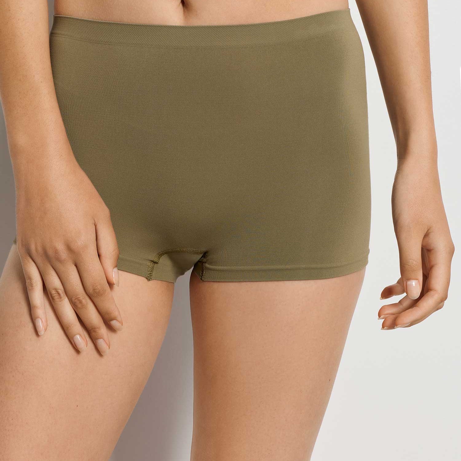 Panty TOUCH FEELING, en couleur d'été covert green