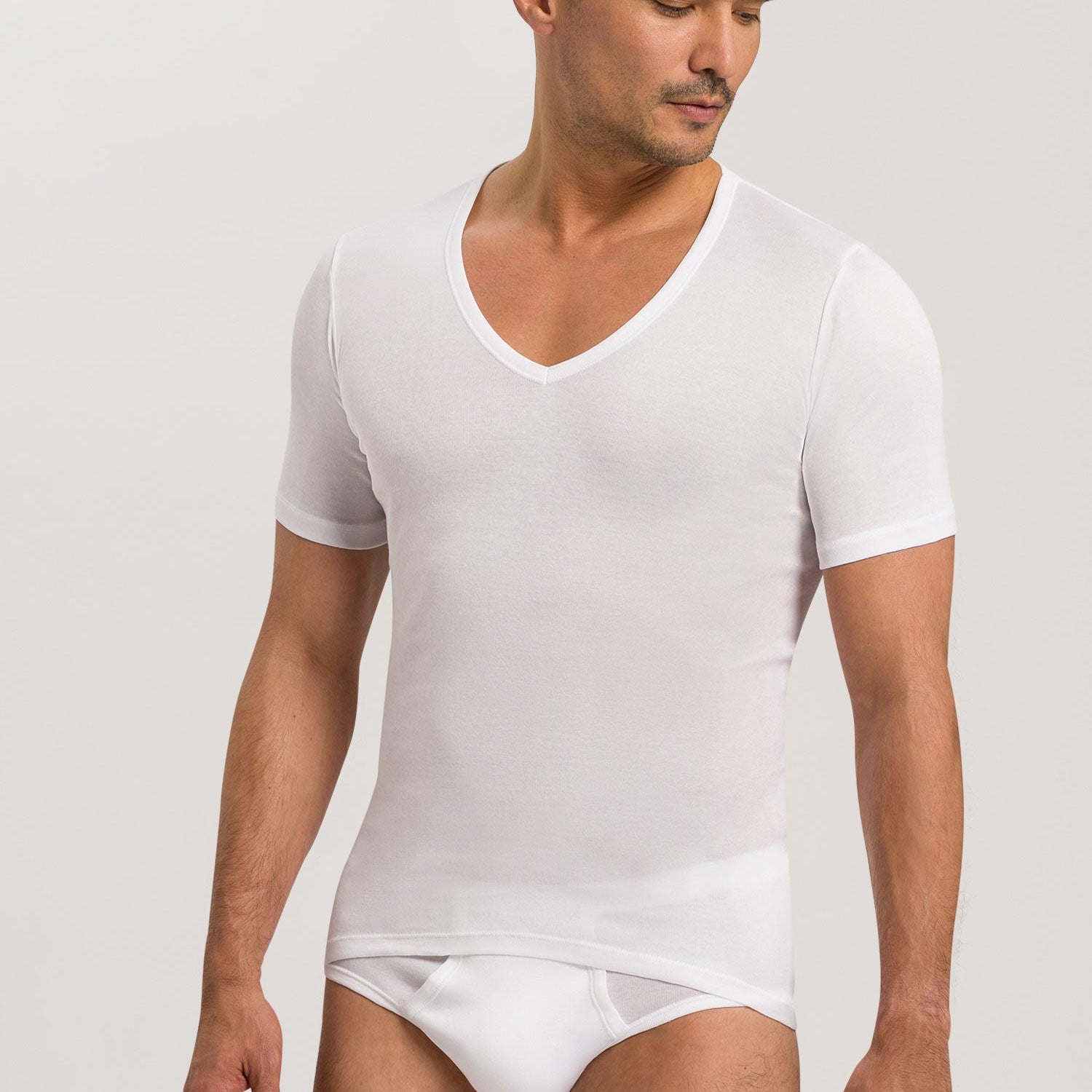 T-shirt con scollo a V COTTON PURE