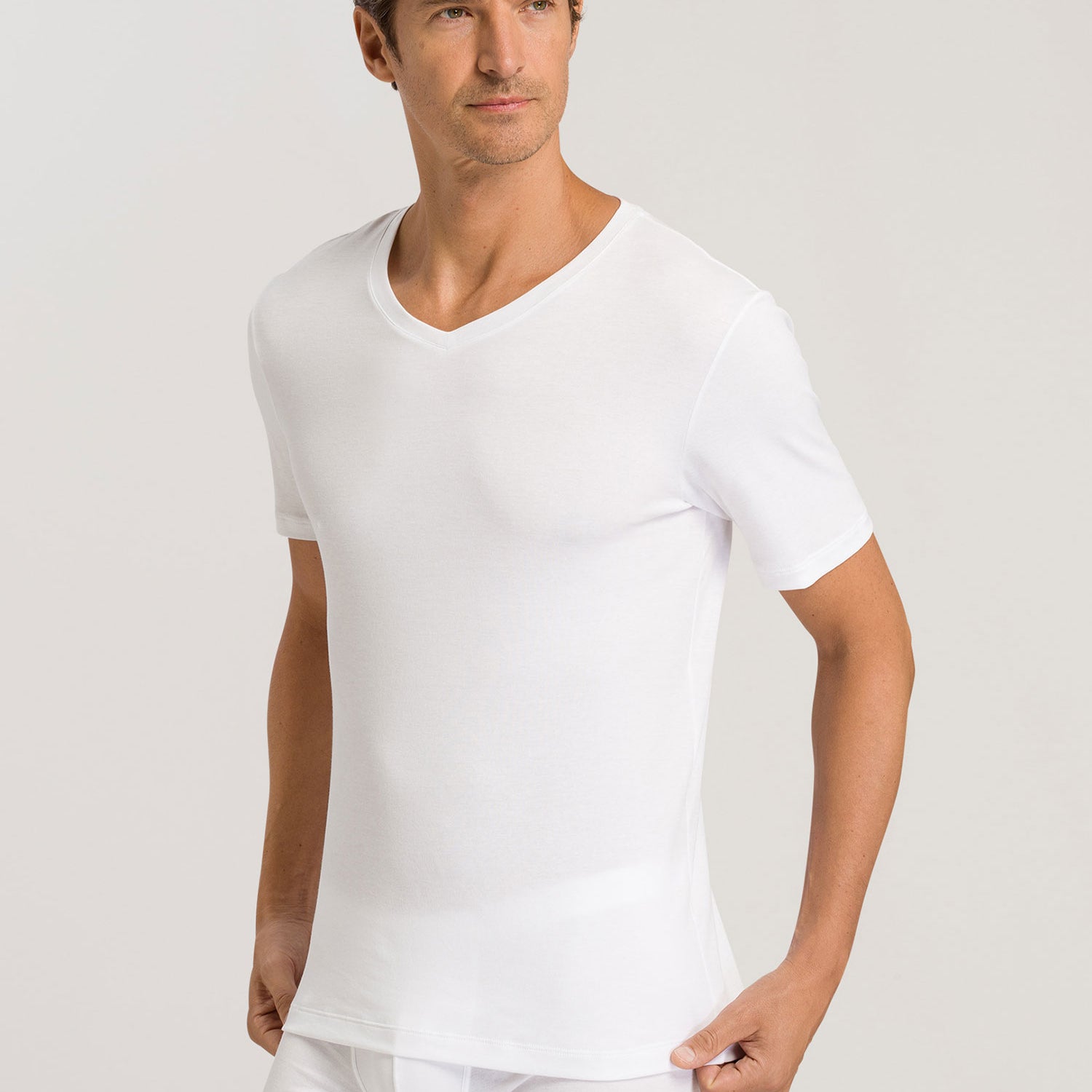 T-shirt with V-neck SEA ISLAND COTTON