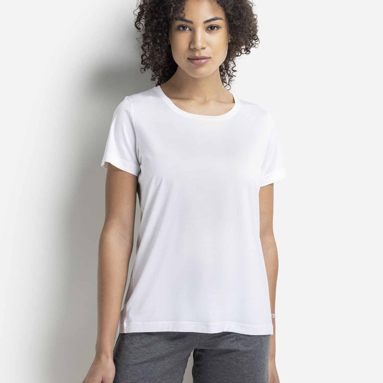 تي شيرت بأكمام قصيرة PURE LUXURY