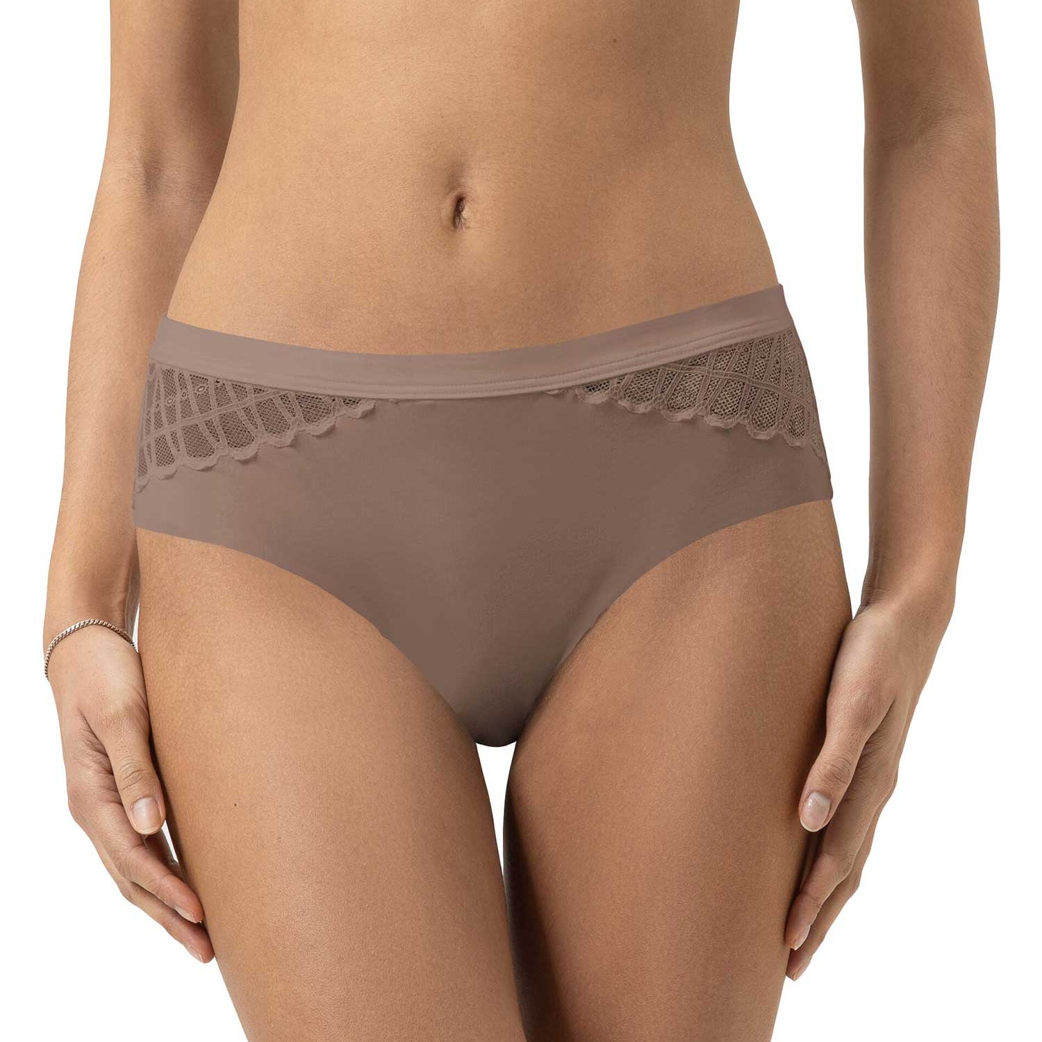 Hipster with clean-cut back, POETRY TEMPTATION