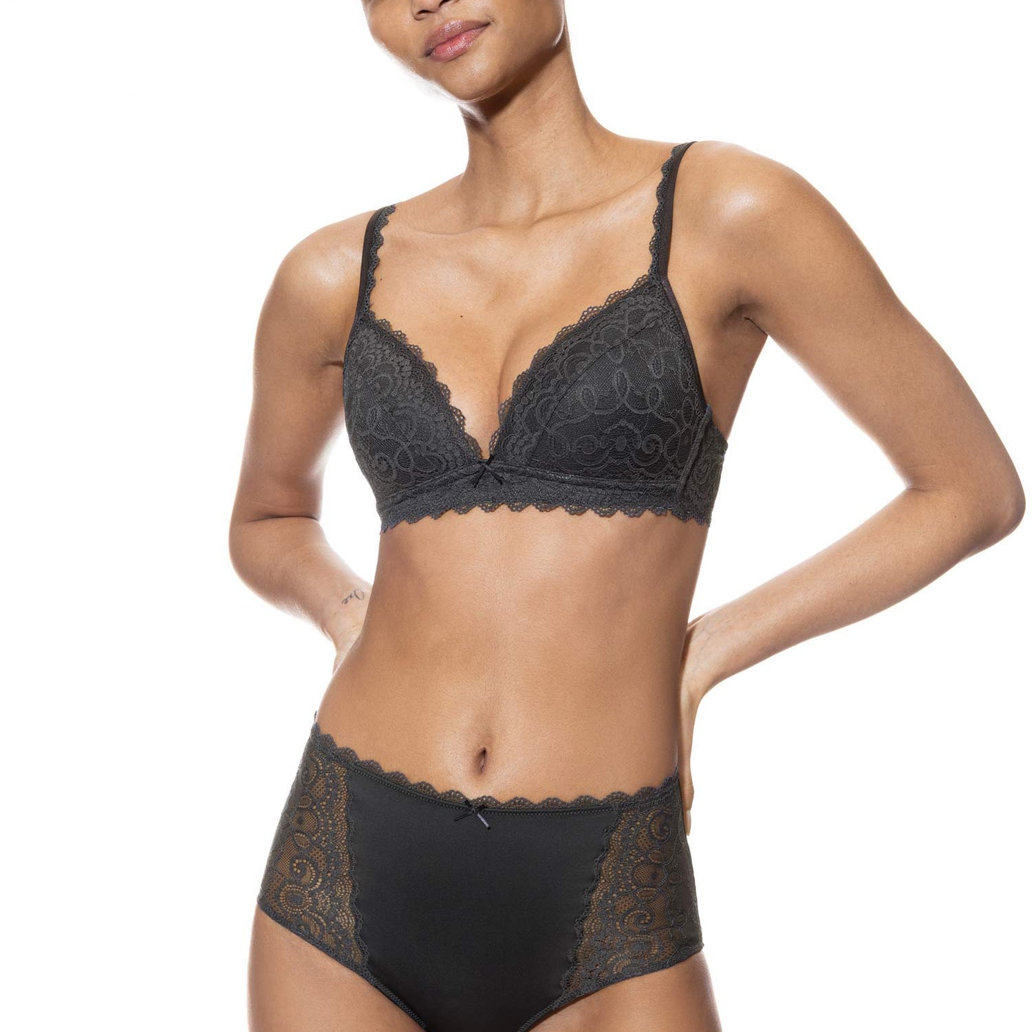 Spacer Soft-BH, bügellos, AMOROUS, in Saison-Farbe thunder grey