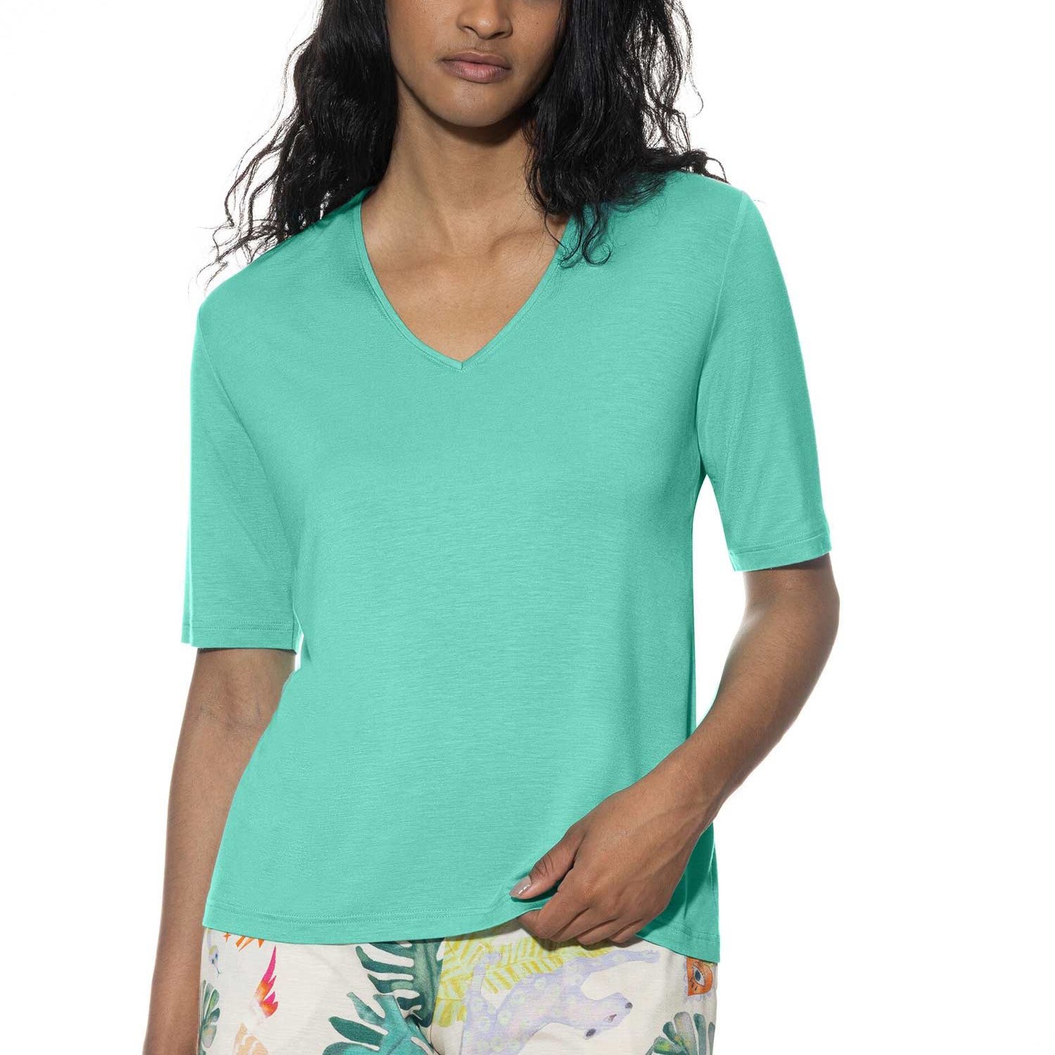 Chemise, manches courtes, col en V, PURE CHIC en couleur d'été seafoam (vert vif)