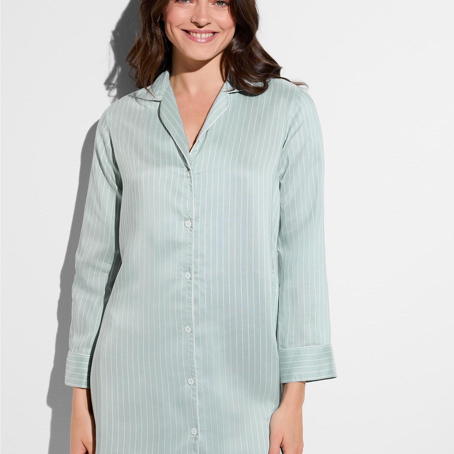 Sleepshirt FEMININE STRIPES, langarm, durchgeknöpft
