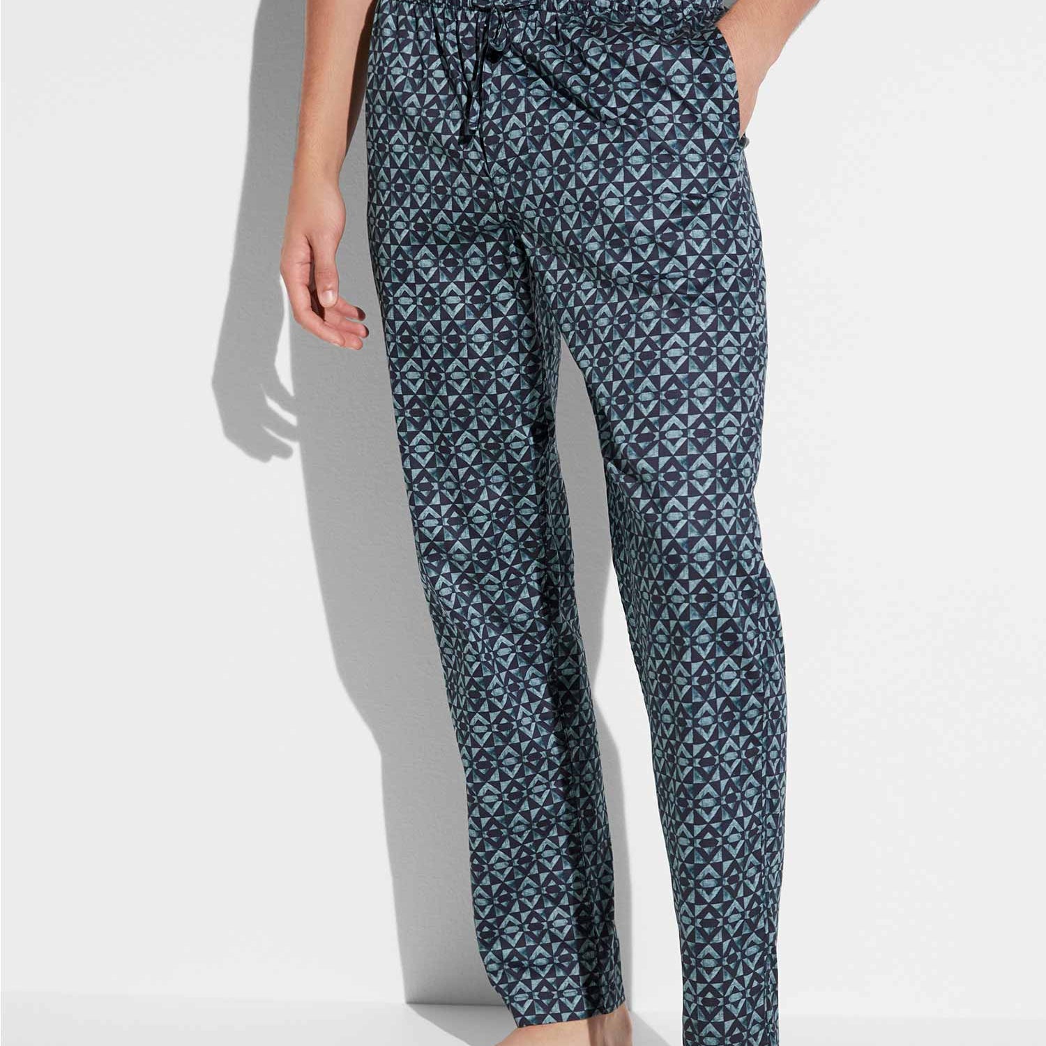 بنطال طويل من قطن ساتين بطبعة في الموسم-لون أزرق هندسي