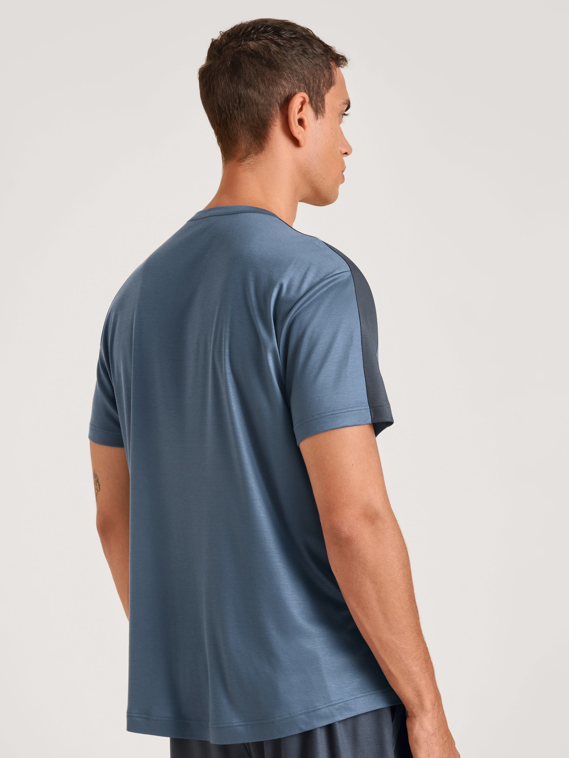 chemise à manches courtes DEEPSLEEPWEAR Cooling - indigo vintage (CALIDA 457)