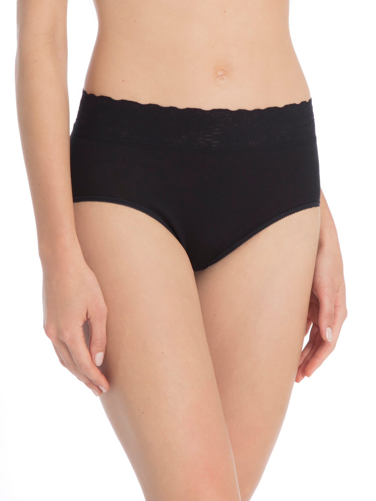 CALIDA Midislip mit Lycra-Spitzenbund ICONICS LYCRASPITZE 23907 in Schwarz (992) – Tragebild frontal