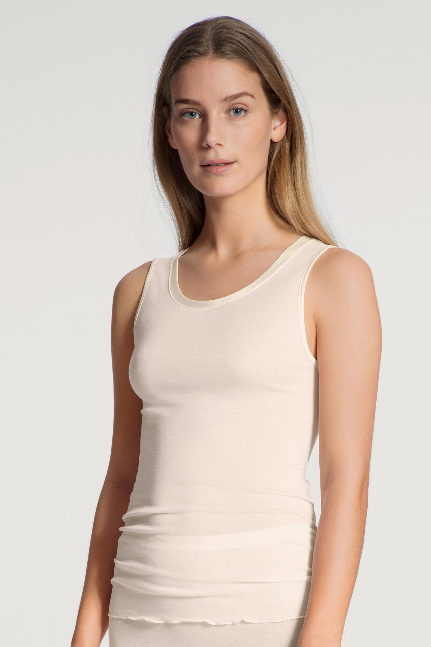 خزان-أعلى TRUE CONFIDENCE 