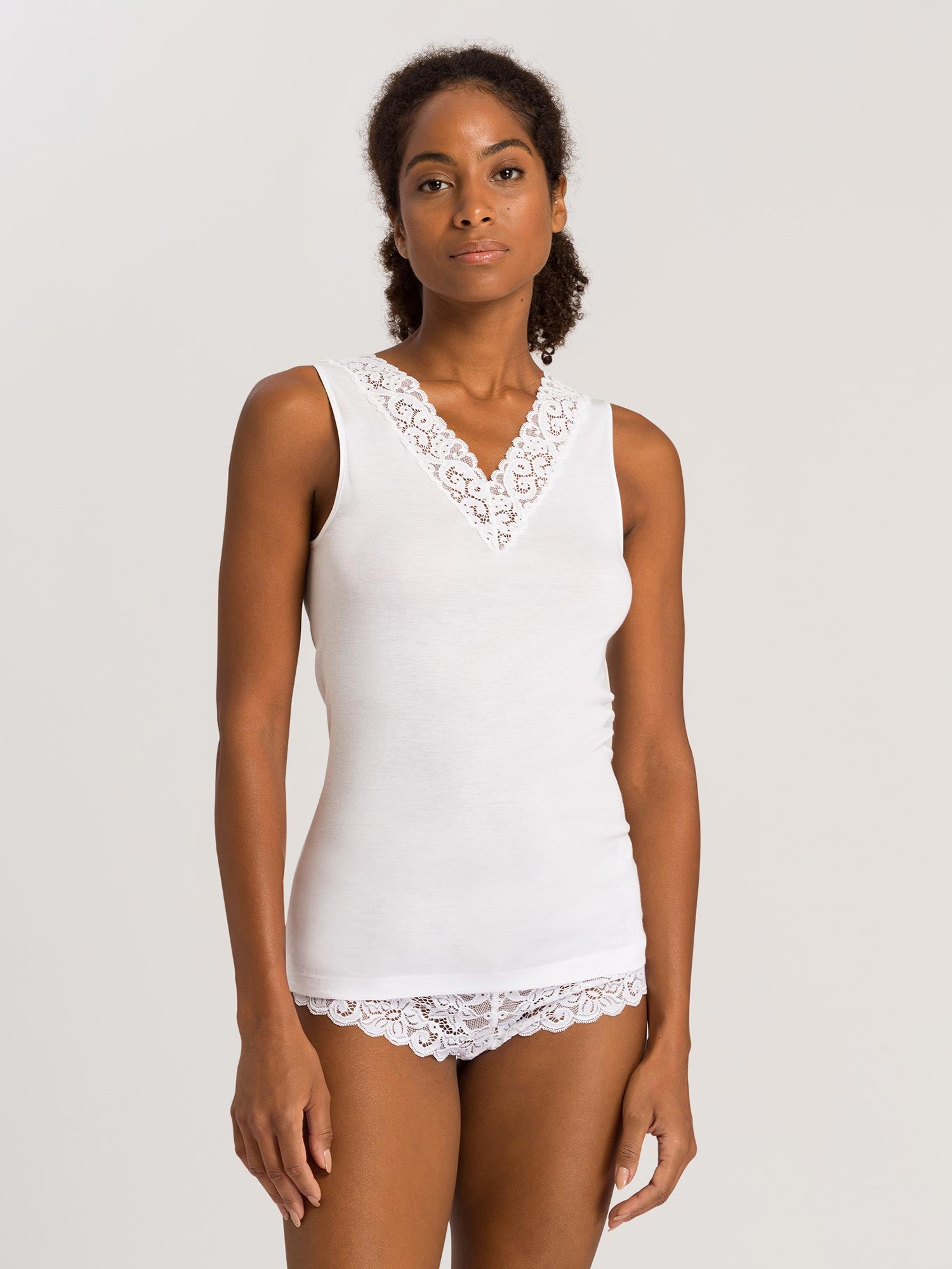 顶部 带V领，MOMENTS 