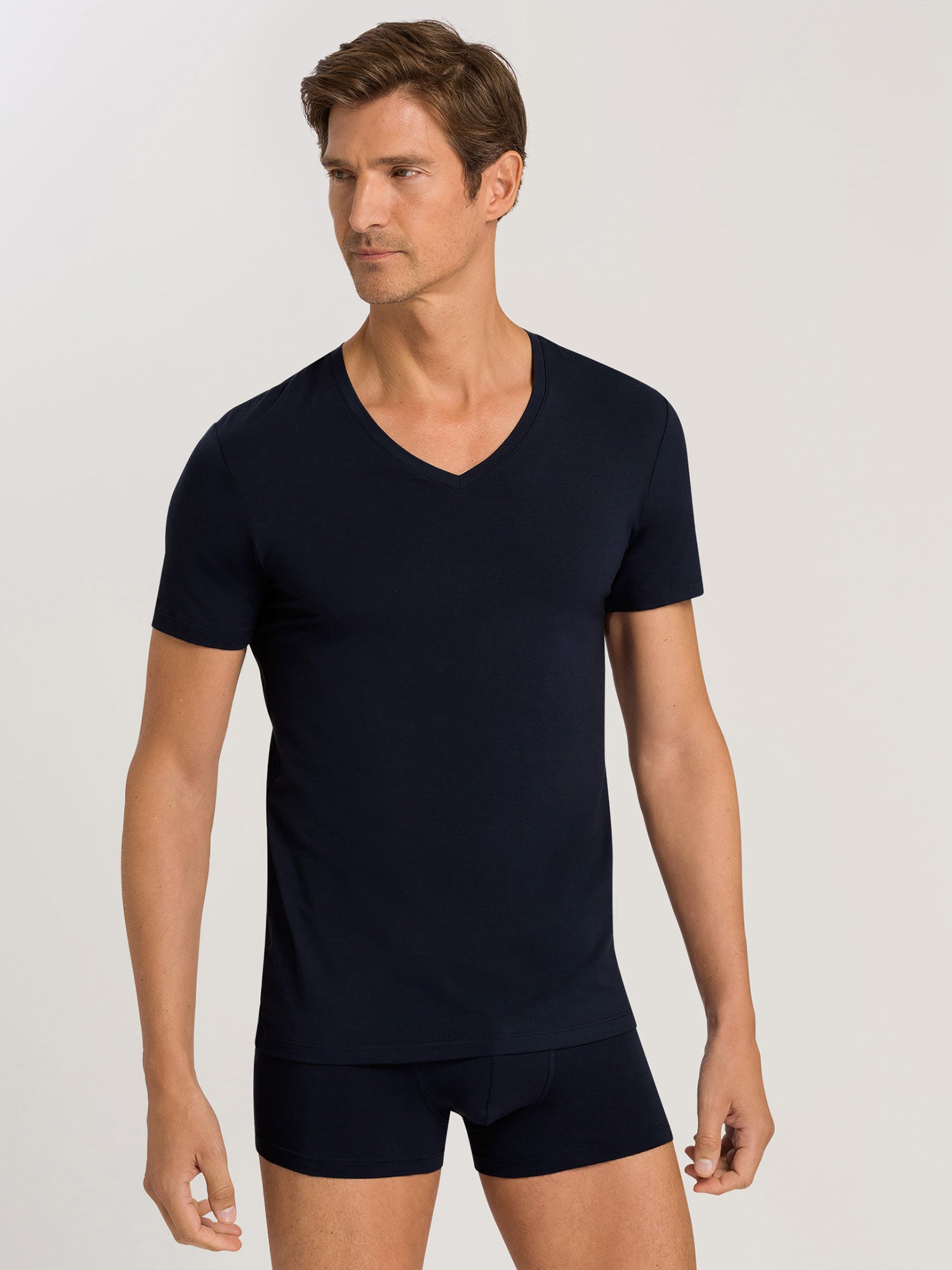 تي شيرت بياقة على شكل V، COTTON SUPERIOR 