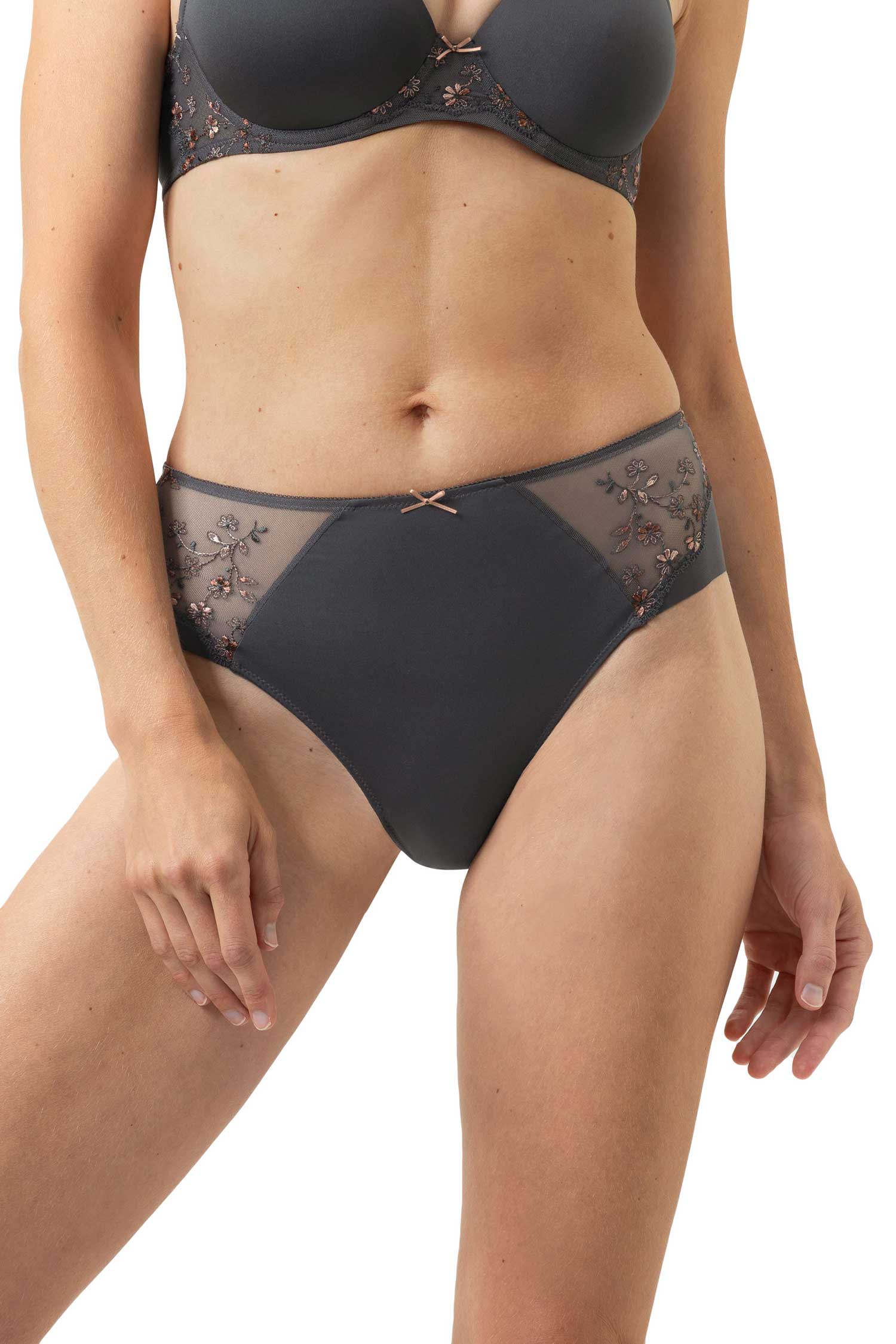 美国裤子 DELIGHTFUL 