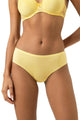 Slip SIMPLY BETTER INVISIBLES in summer color sunny honey 