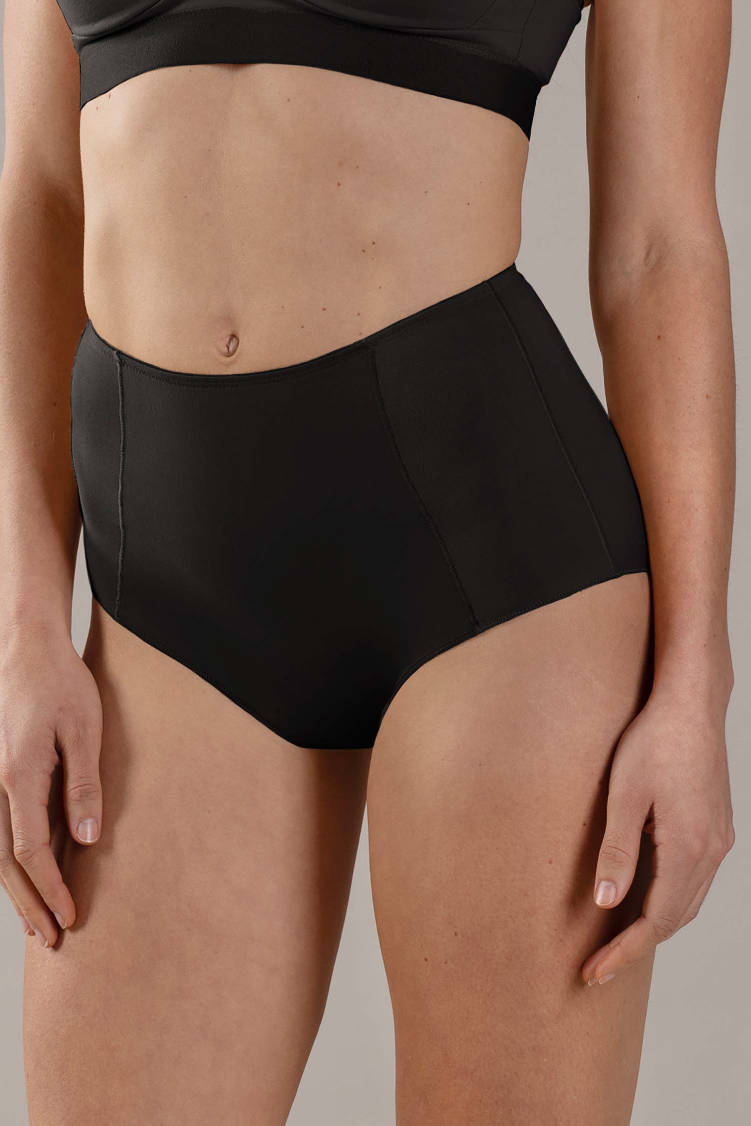 腰部短裤 COTTON SHAPE 