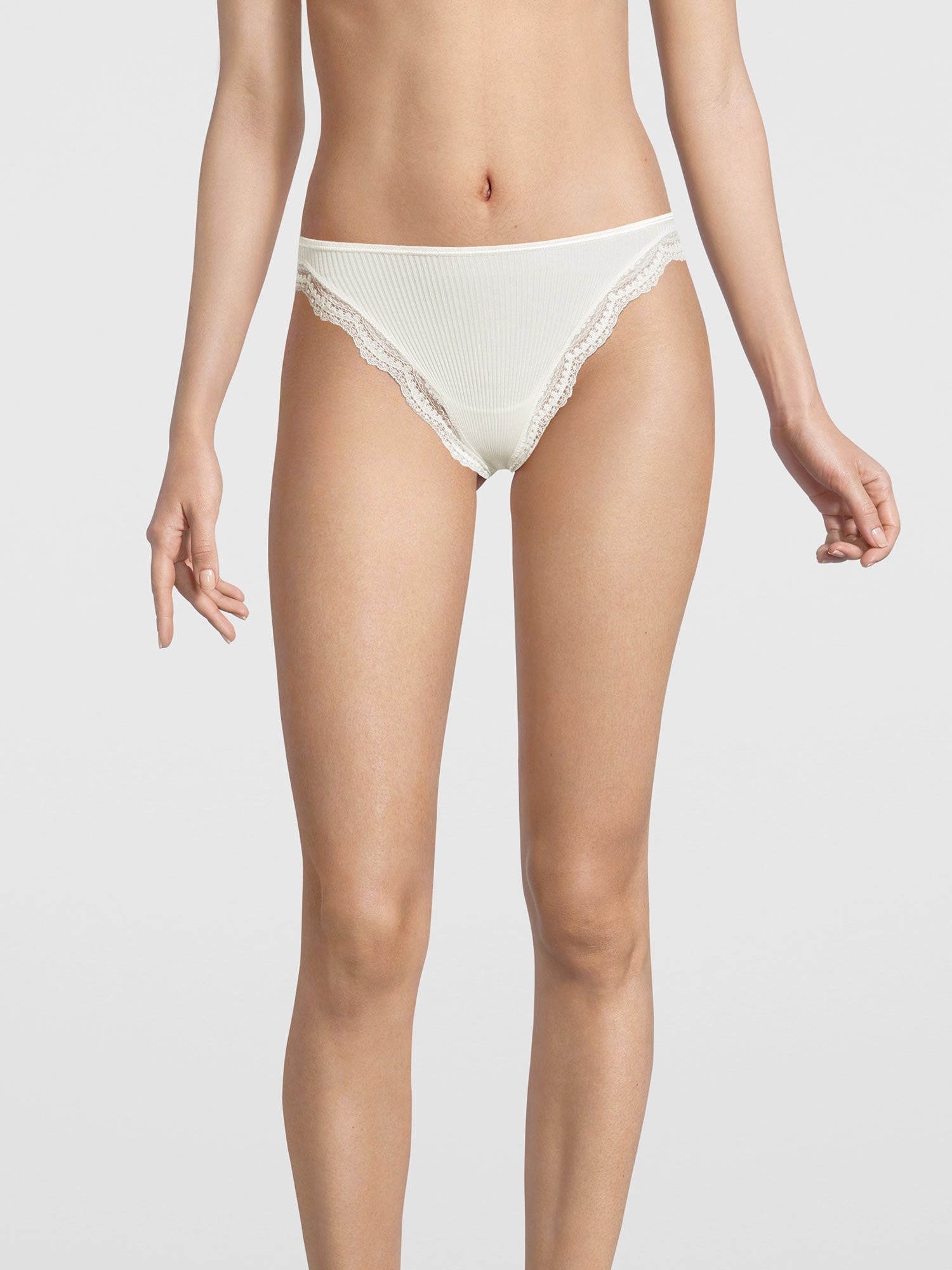 Mini-滑倒 配有 Dentelle de Calais® 蕾丝 PURE SILK 