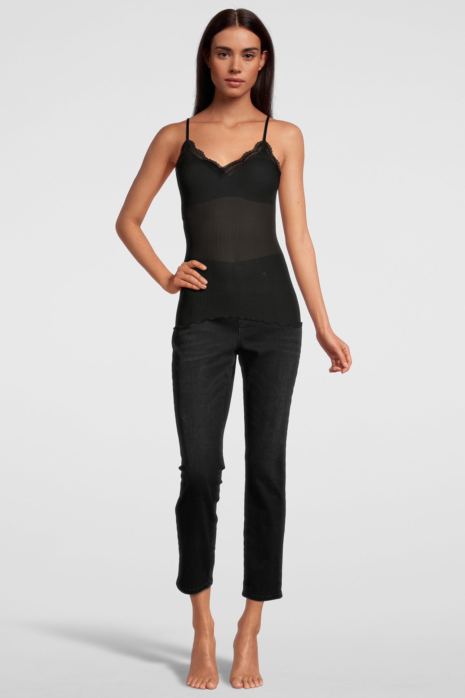 斯帕格顶，V领，配有“Dentelle de Calais®”蕾丝，PURE SILK 