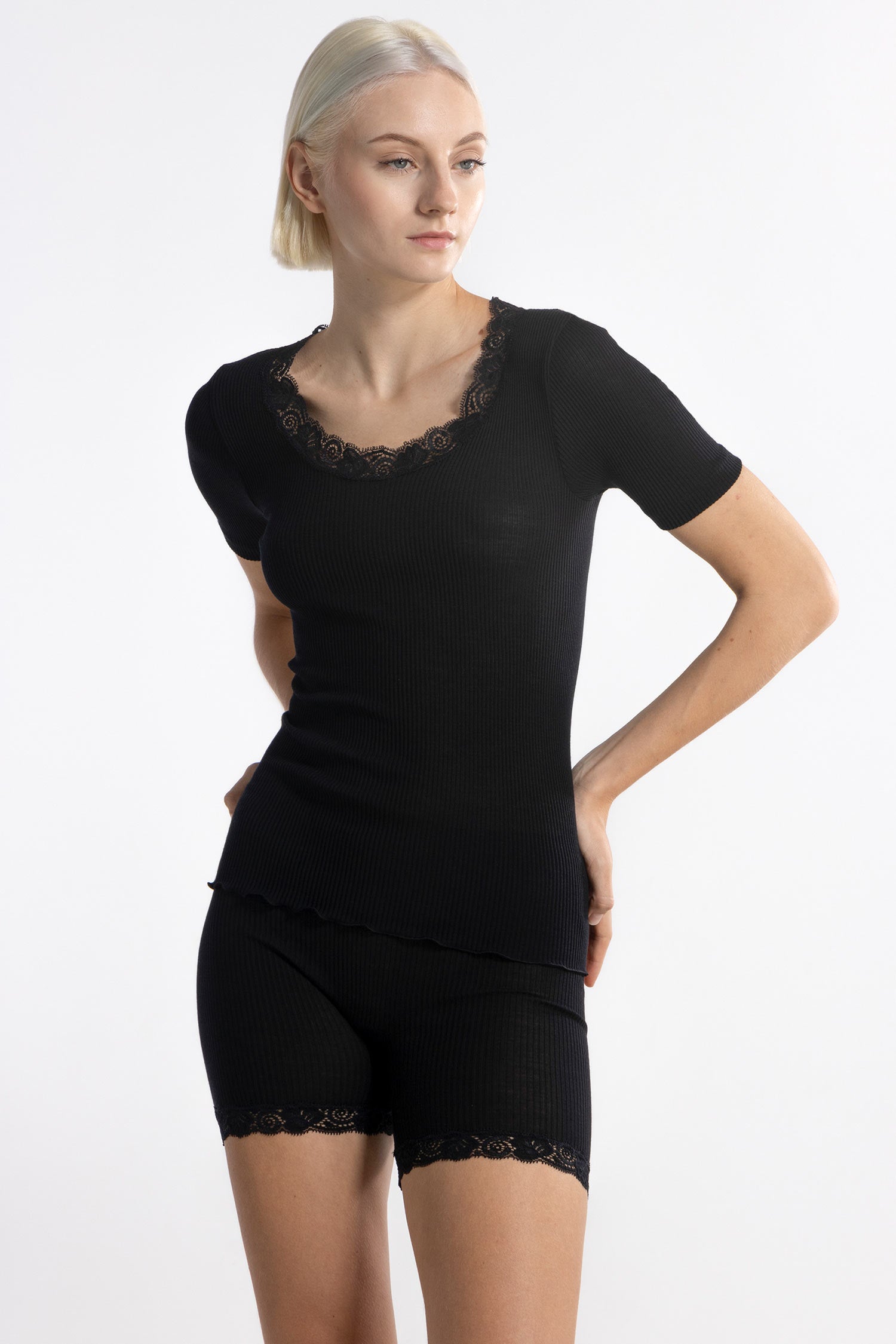 圆领-T恤带蕾丝, WOOL AND SILK 